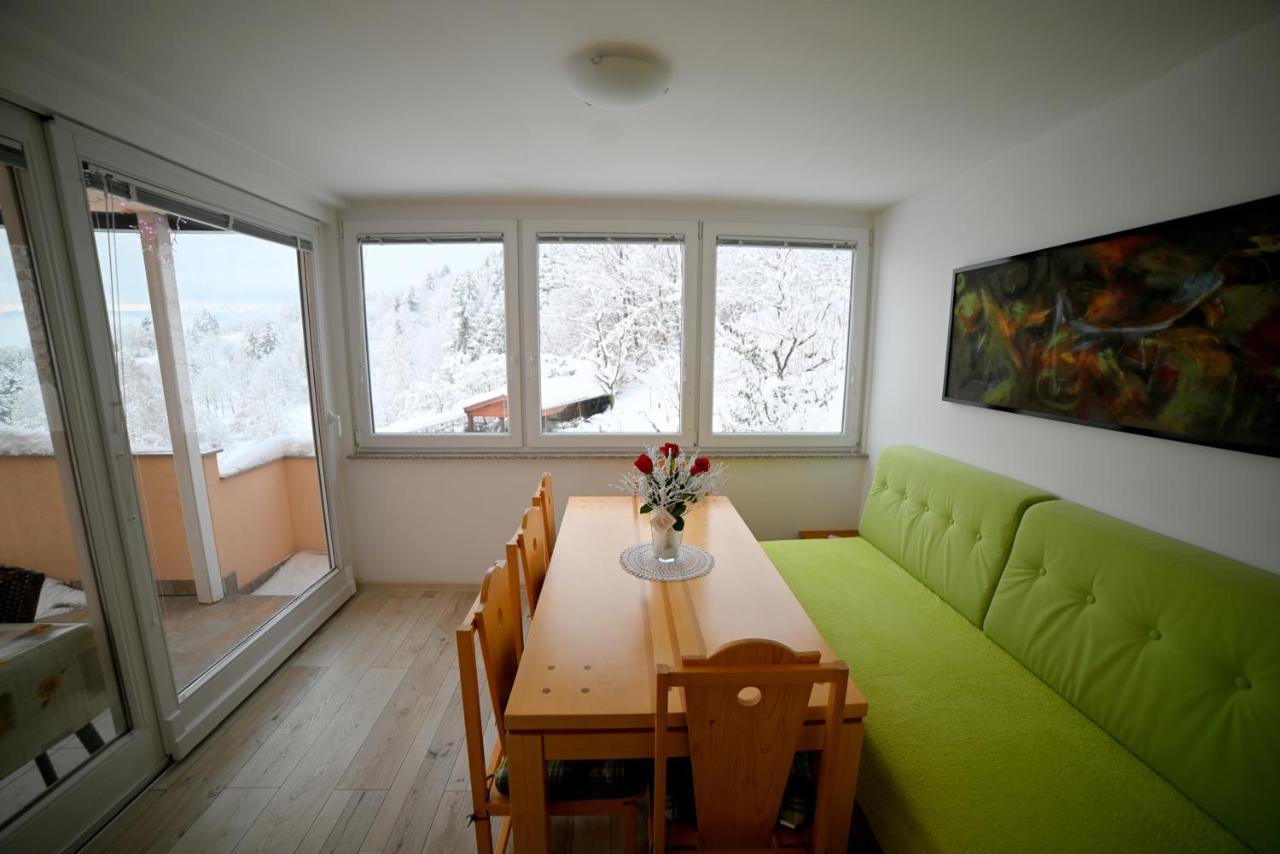 Apartma Metka Lese Trzic Extérieur photo